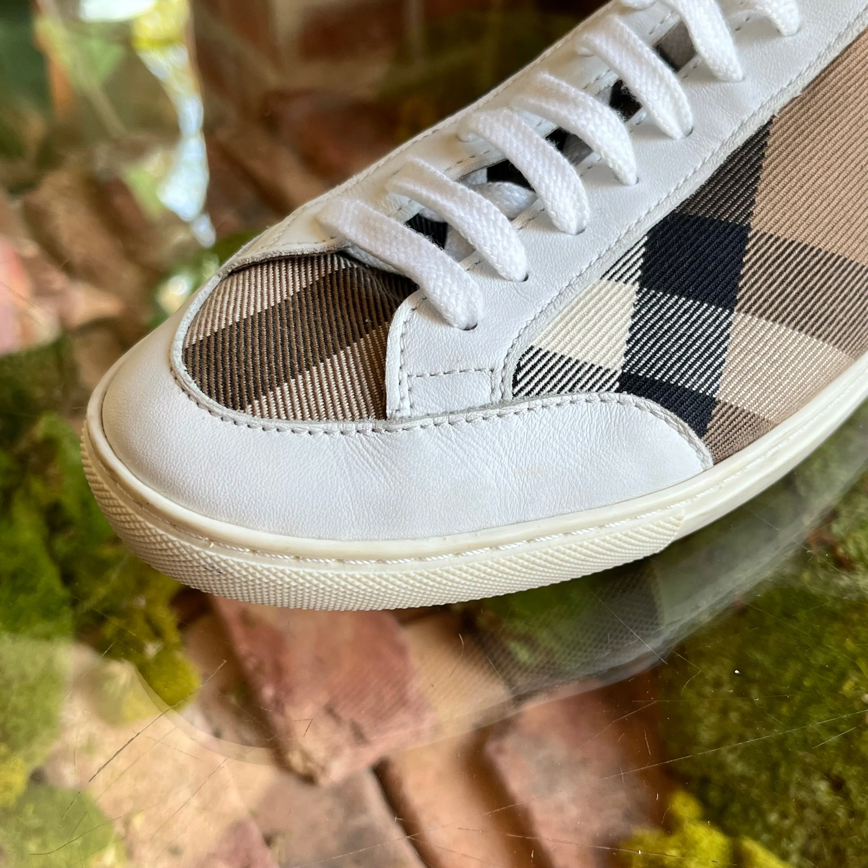 BURBERRY Hartfields Beige White House Check Canvas WOMENS Sneakers SZ38.5(8.5US)