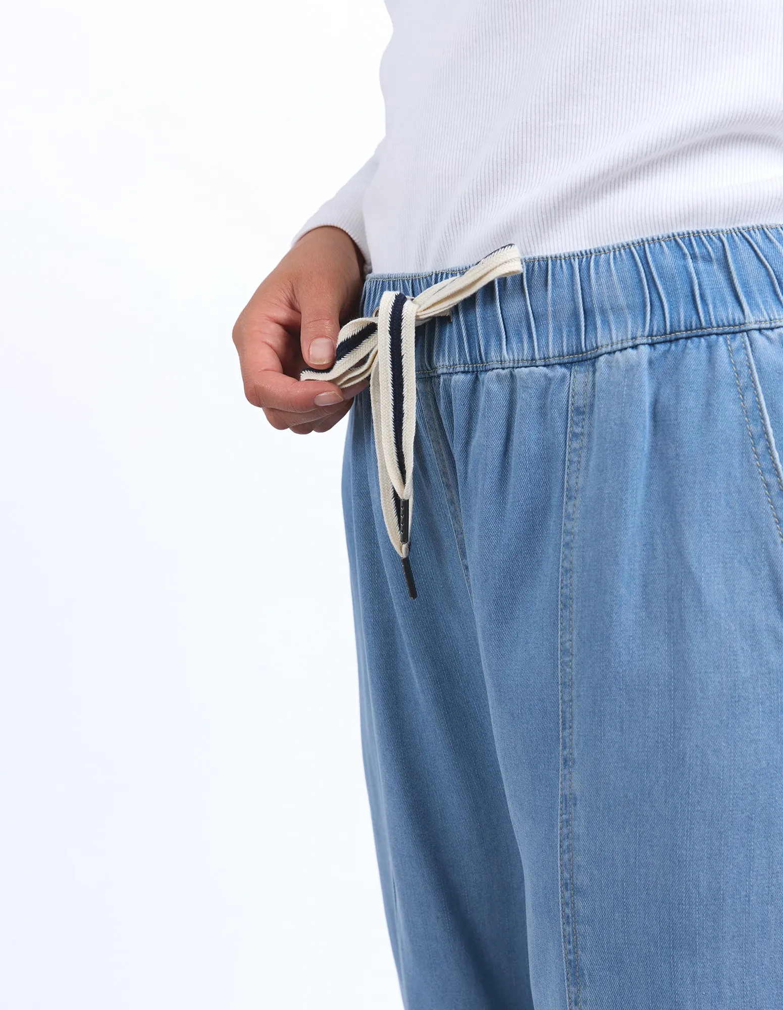 Elm Neve Relaxed Denim Pant Light Blue Wash