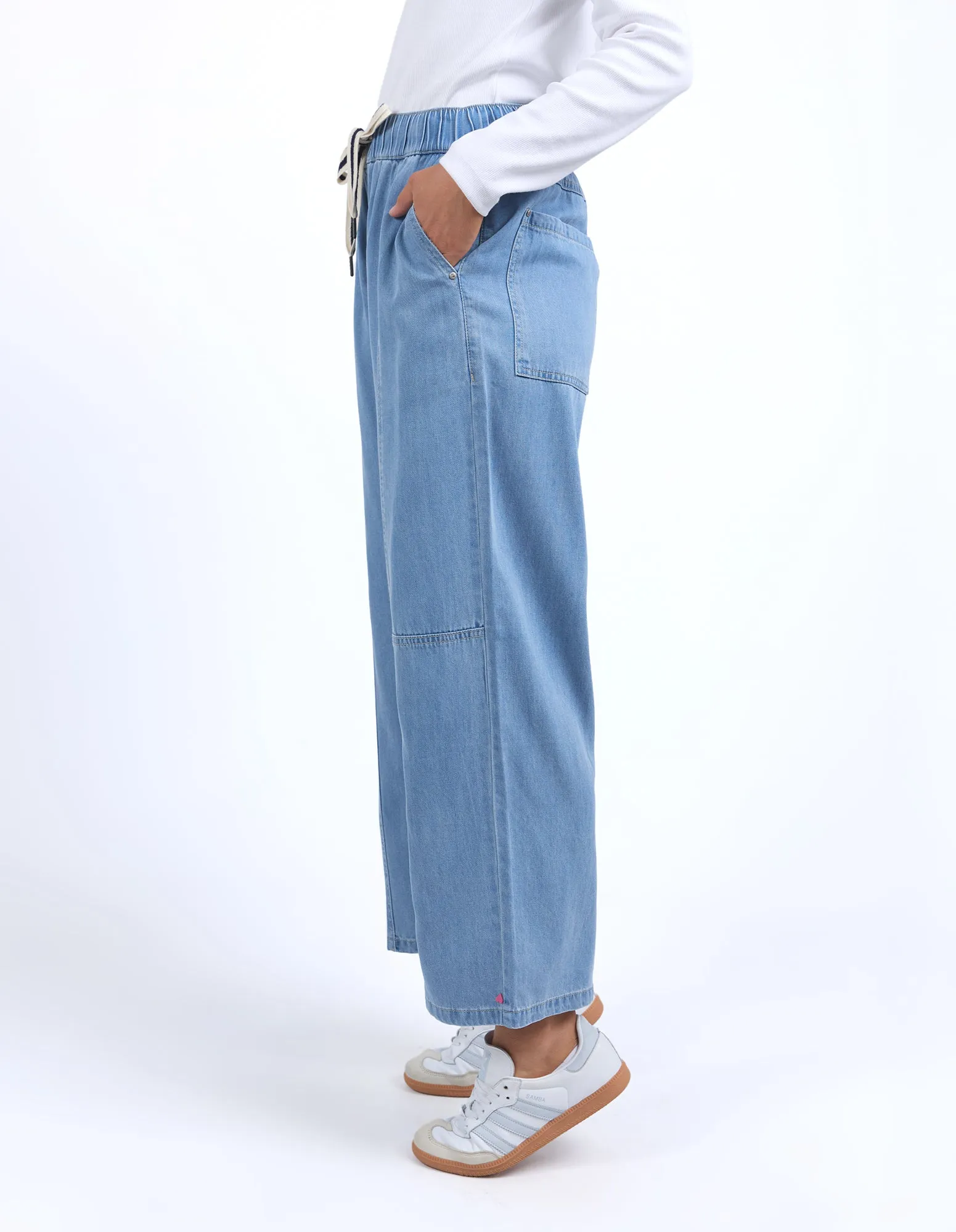 Elm Neve Relaxed Denim Pant Light Blue Wash