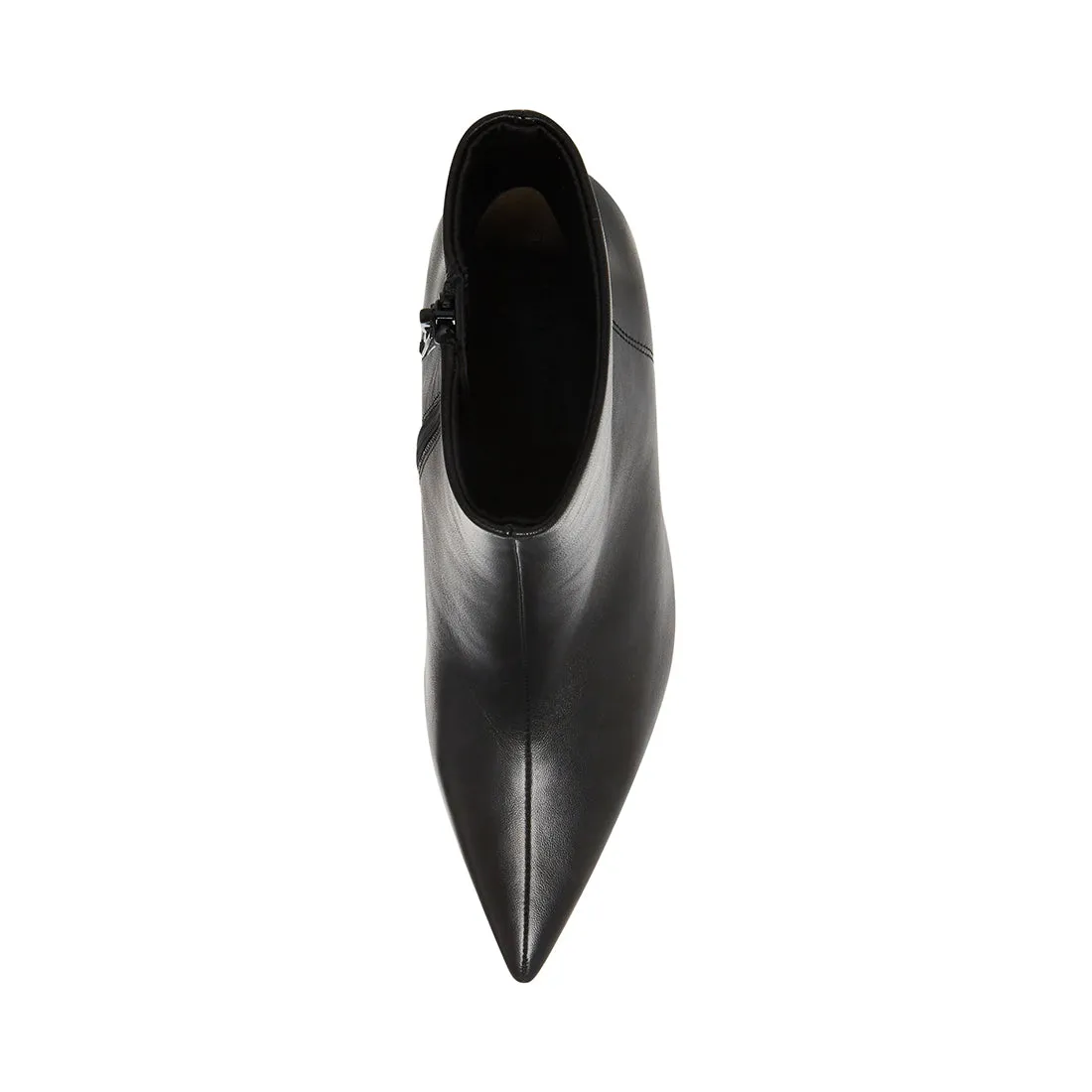 IYANNA BLACK LEATHER - SM REBOOTED