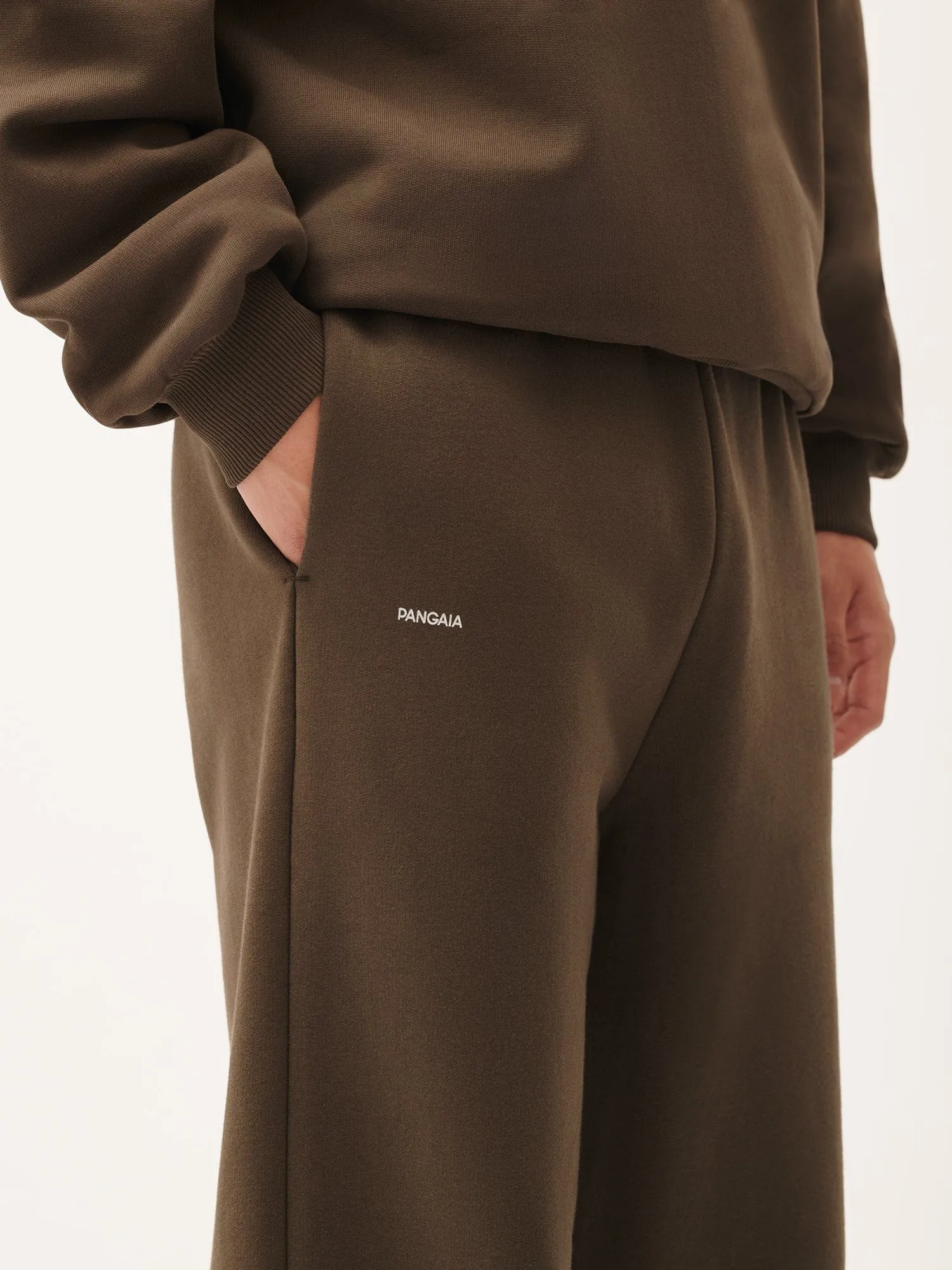 Mens DNA Straight Leg Track Pants—cacoa brown
