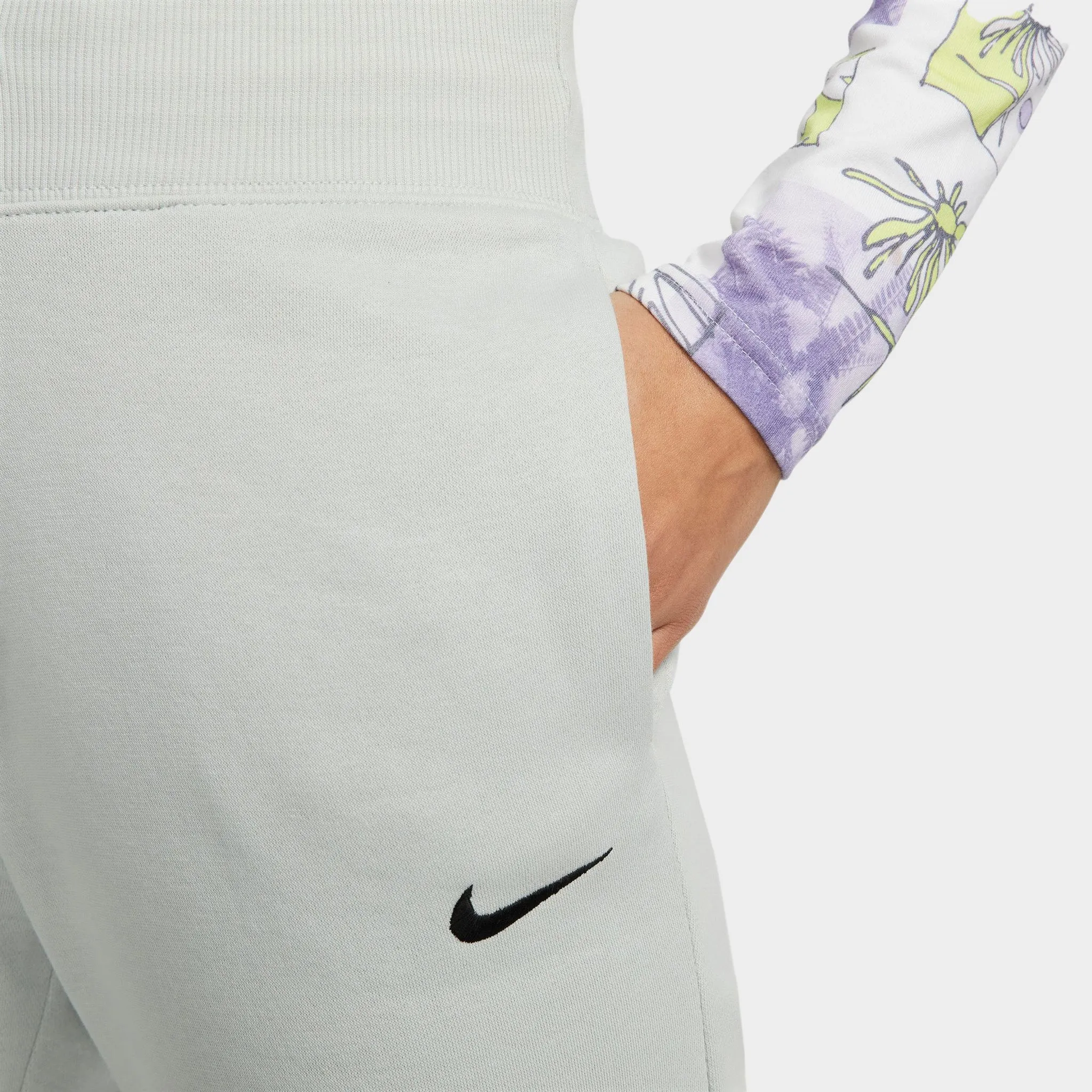 Nike Sportswear Women's Phoenix Fleece High-Waisted Fleece Joggers Light Silver / Black