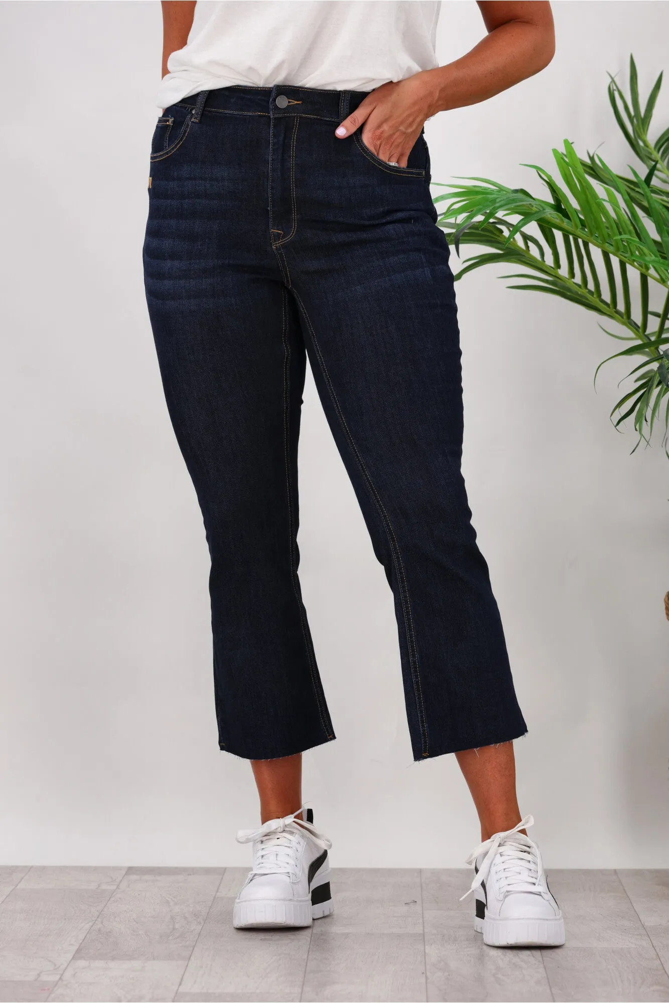 Shine On Label Devon Cropped Bootcut Jean