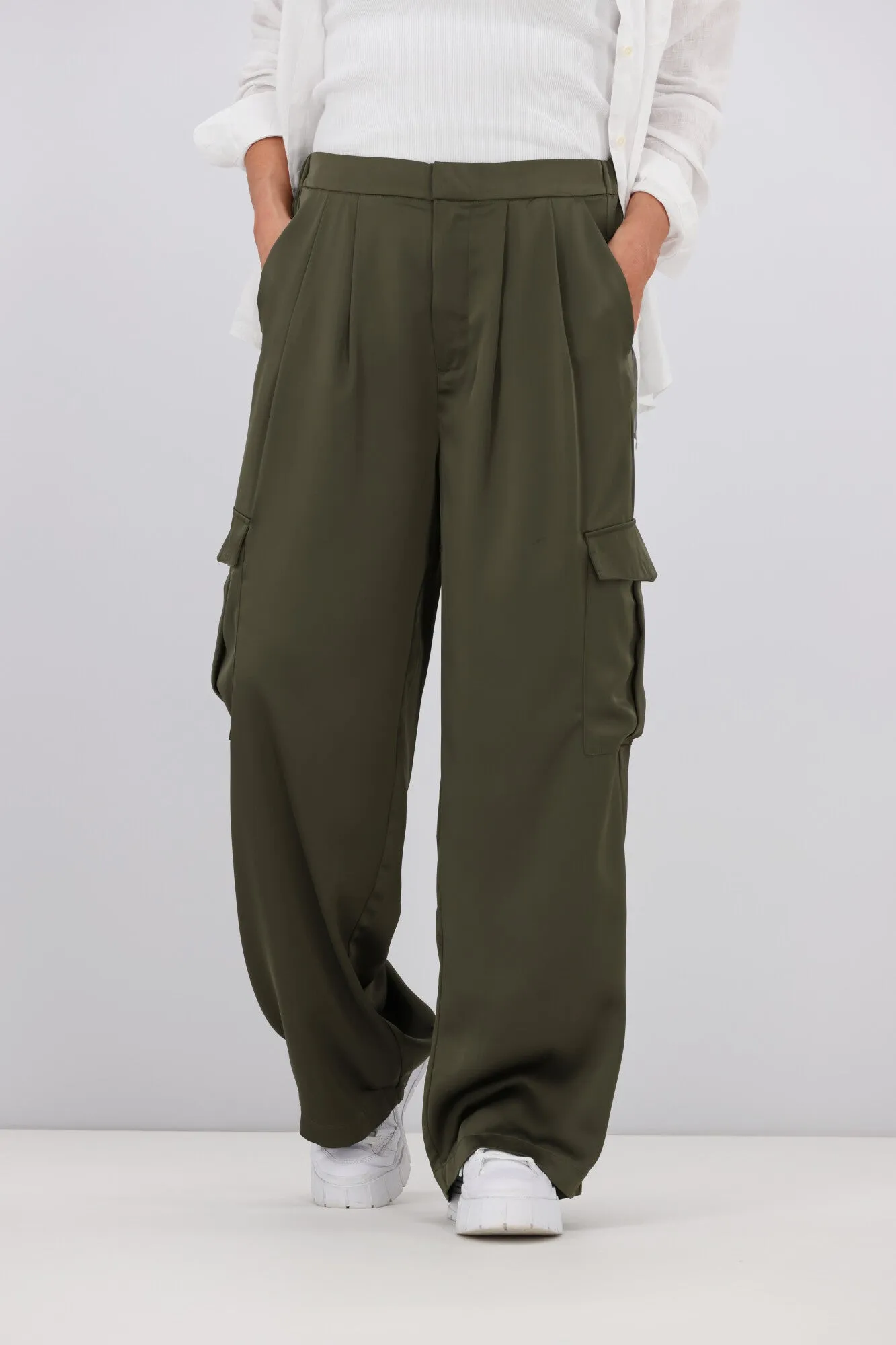 Shine On Label Julio Satin Cargo Pants Olive