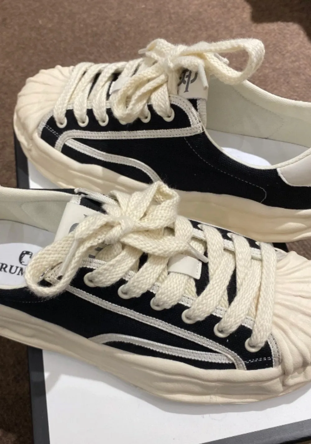 TRUMPPIPE丨Melted Shell-Toe Sneakers