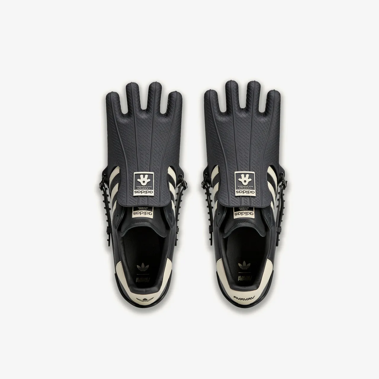 Wmns Superfinger Superstar x Avavav