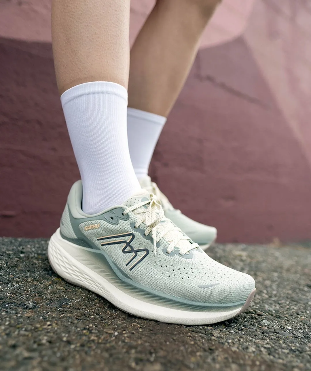 WOMEN'S MESTARI RUN 1.5 - SEA FOAM / EXCALIBUR